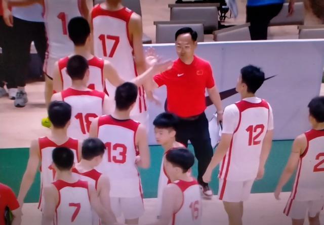 开云体育登录入口-大赛中中国队表现抢眼，引发球迷关注