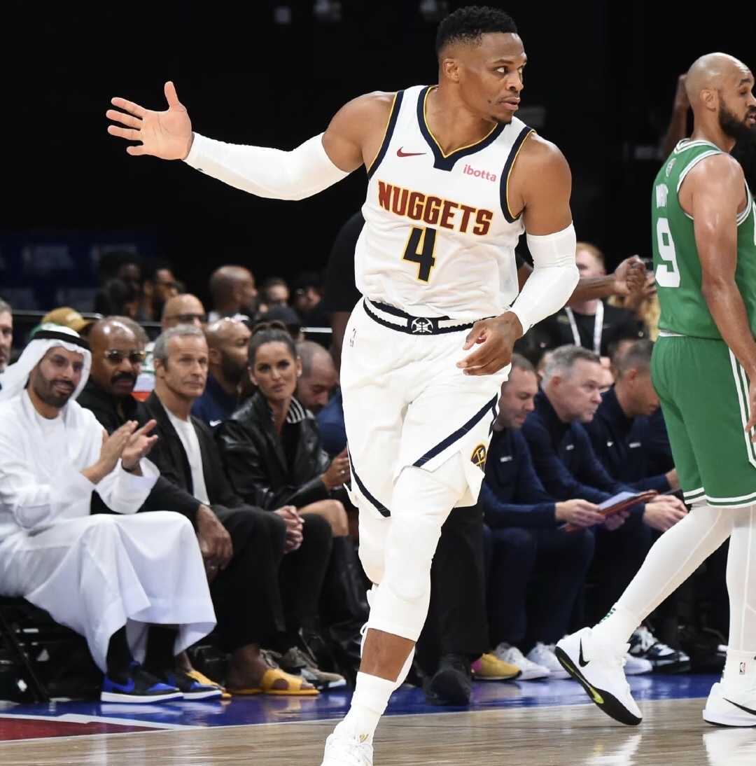 掘金新秀表现出色，被誉为球队未来之星