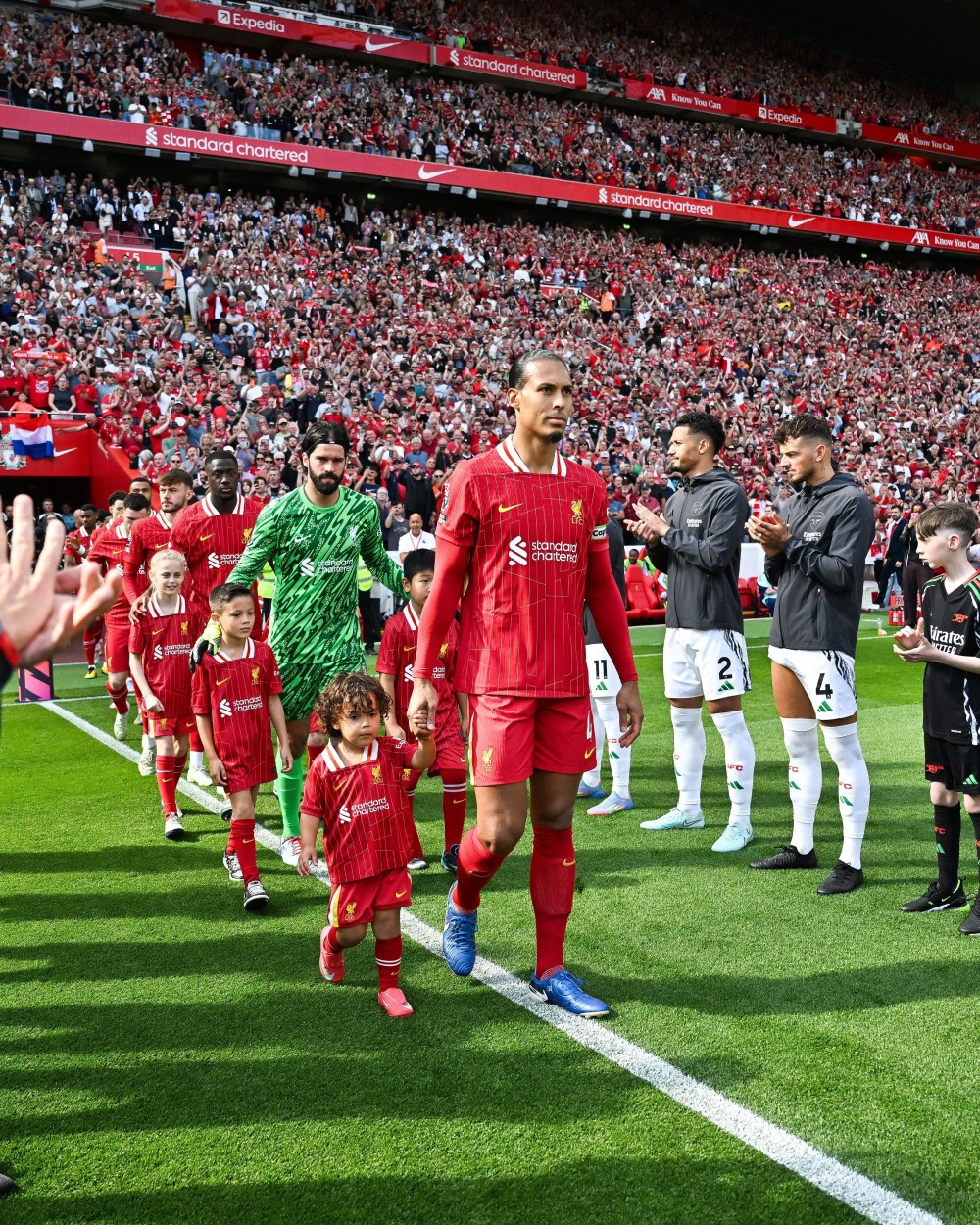 开云体育登录-利物浦连续不败，继续稳固领先位置