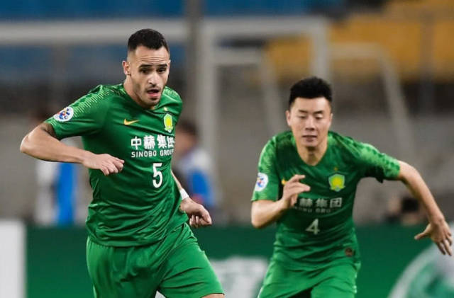 开云体育网页版登录入口-竞争激烈，各队积分争夺异常紧张